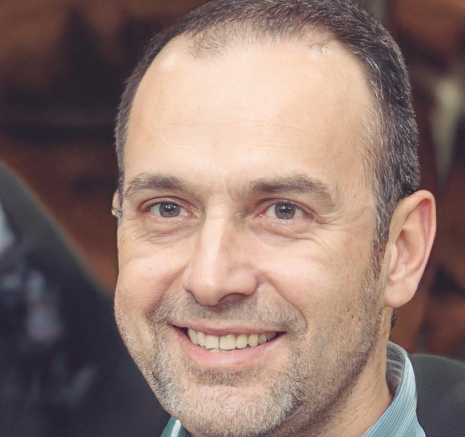 Portrait de Thomas Moreau, analyste en marchés financiers